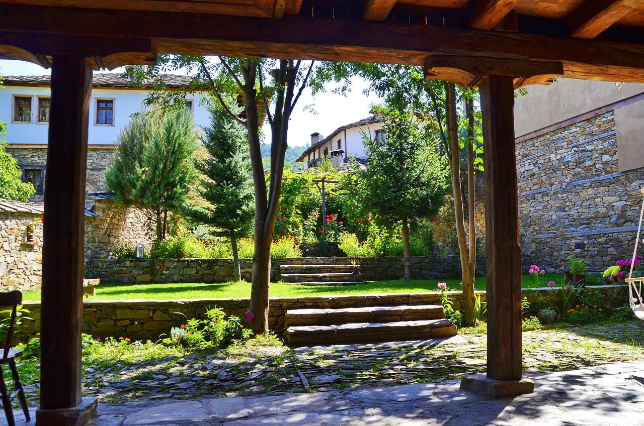 Kalinia Guesthouse B&B Kovacevica Exterior photo