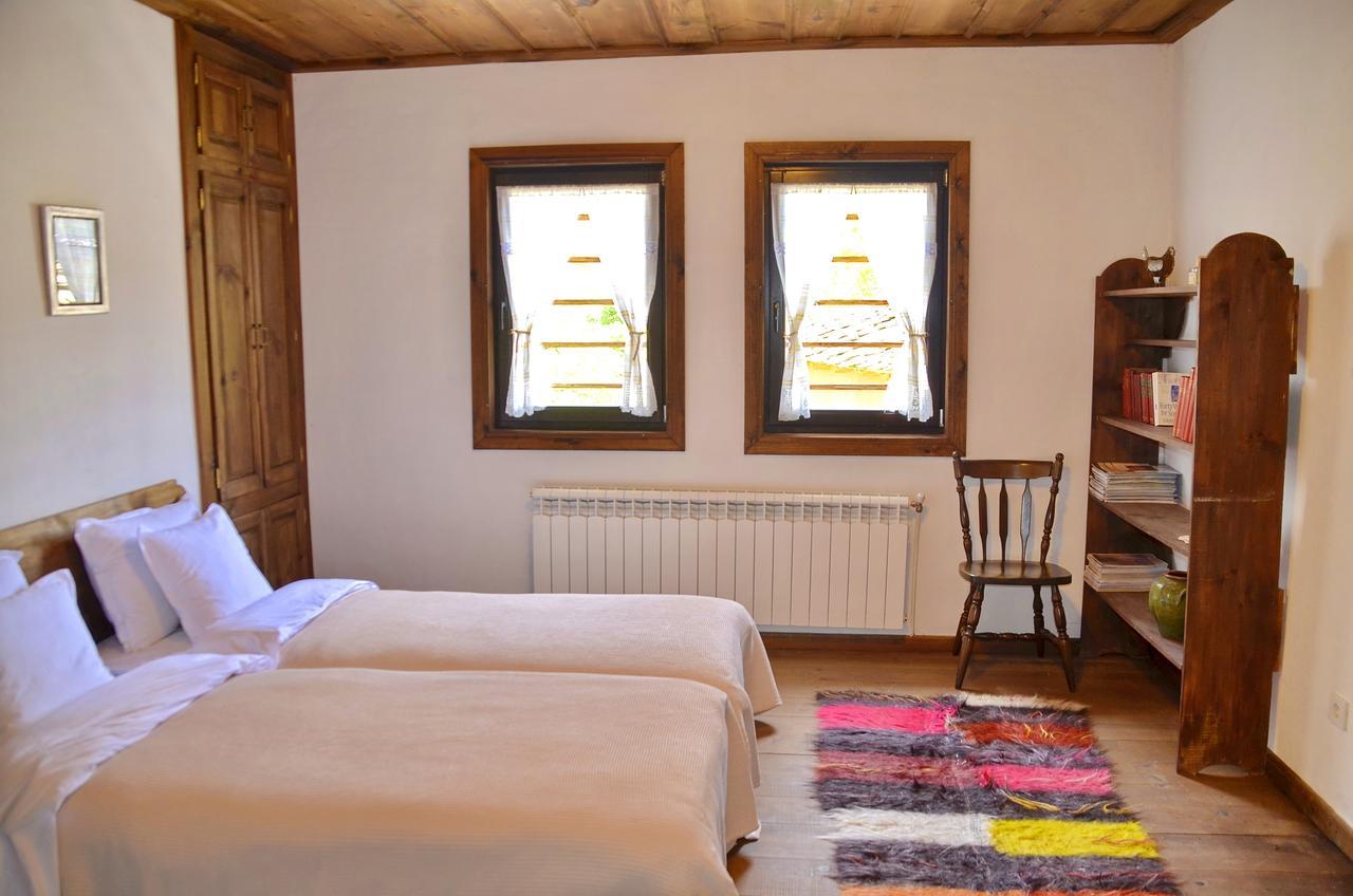 Kalinia Guesthouse B&B Kovacevica Exterior photo